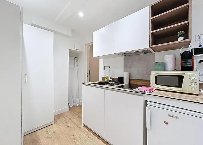 4 Modernes Climatisés 8 Personnes Appartamento