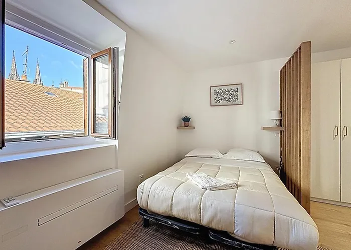 4 Modernes Climatisés 8 Personnes Appartamento